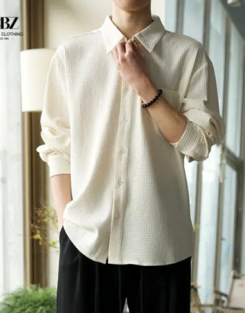 Men Regular Fit Shirt with Spread Collar